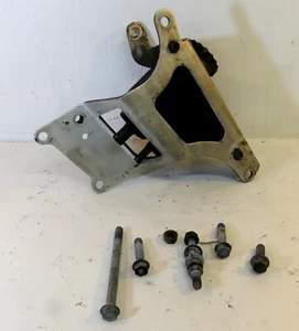1984 Corvette steering pump reservoir and bracket GM 14048988 with bolts - Picture 1 of 9