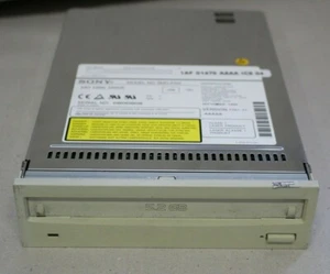 SONY MO DISK DRIVE SM0-F551 SCSI Connector 50Pin  5.2GB  4-638-571-02 - Bild 1 von 4