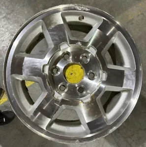 17" GMC Sierra 1500 Truck Silver wheel rim Factory OEM 5193 - Picture 1 of 1