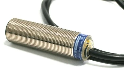 Telemecanique XS1M18MA230A XS1M18MB230 Inductive Proximity Switch Sn 5mm 24-240 - Image 1 of 4