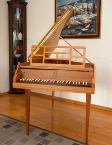 Neupert Cembalo Telemann - gut erhalten und sehr wenig bespielt  - Bild 1 von 22