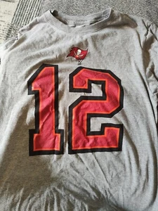 NFL Nike Tee Tom Brady 12 Tampa Bay Buccaneers Size Large L Grey W/ Red  - Picture 1 of 8