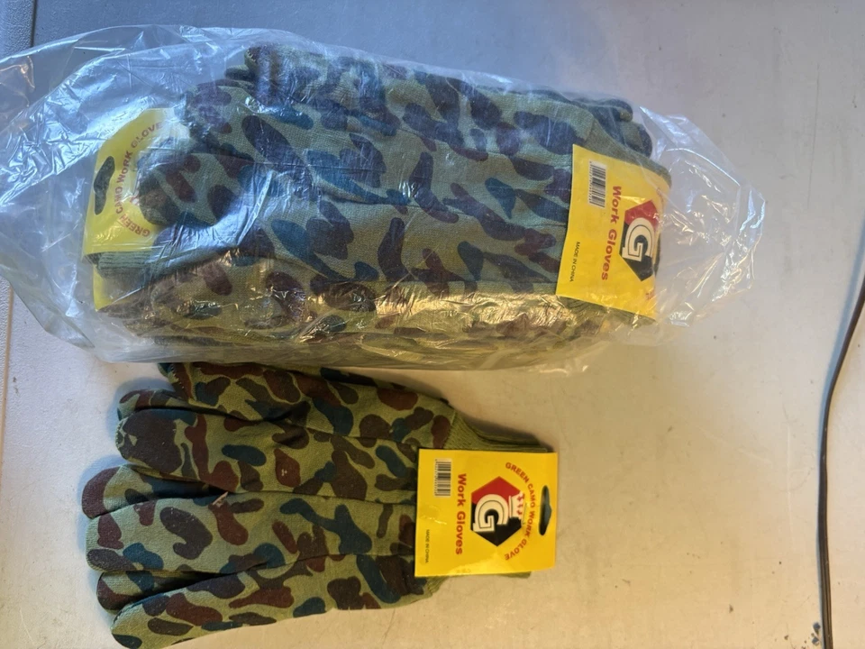 One Dozen Men’s Large Cotton Camouflage Jersey Glove ￼ - Image 1 of 3