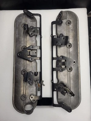 LS LS1 LS2 LS3 LS6 LS7 LSX VALVE COVERS & HARDWARE OEM GM  6.0 6.2 5.7  - Image 1 of 4