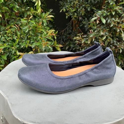 NUOVE ballerine Clarks da donna Un Darcey Vibe in pelle scamosciata blu navy metallizzata 7 5