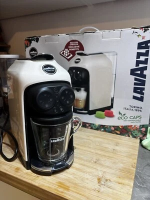 Lavazza 18000394 A Modo Mio Deséa Espressomaschine - Creme - Bild 1 von 4