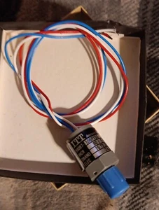 ITT Aerospace NEO-DYN Pressre Switch 106P1S5 15-20 Psi/ 150 PSIG - Picture 1 of 3
