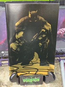 BATMAN #128 1:50 INCENTIVE VARIANT DC COMICS 2022 NM JOCK VIRGIN GOLD FOIL - Picture 1 of 5