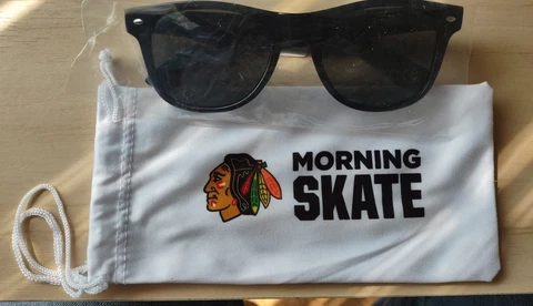 Chicago Blackhawks Sunglasses Morning Skate with Pouch SGA Cover