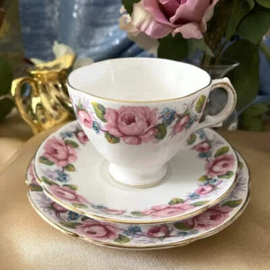 Vintage Royal Stuart England Windsor Tea Cup Trio - Picture 1 of 6