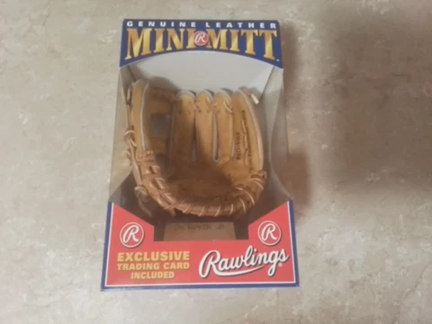 CAL RIPKEN JR : RAWLINGS MINI MITT!!!!! SHARP!!!!! Cover