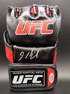JIM MILLER SIGNED UFC Fighter Glove PSA/DNA COA Autographed Champion Superstar - Picture 1 of 2