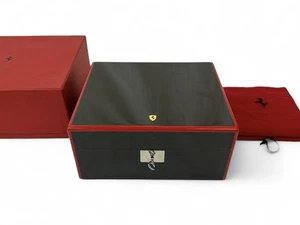 FERRARI CIGAR HUMIDOR BOX IN CARBON FIBER AND CEDAR WOOD | OFFICIAL ACCESSORY - Picture 1 of 17