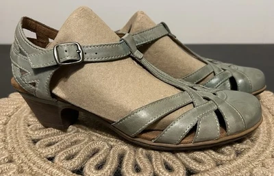 Cobb Hill Aubrey T-strap leather Pump size 8M low heel Seafoam Green - Image 1 of 4