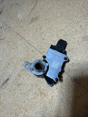 2015-23 Ford Transit Connect AUTOMATIC TRANSMISSION SELECTOR TRIGGER SENSOR OEM - Image 1 of 3