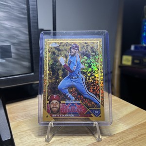 Philadelphia Phillies Star Bryce Harper 2023 Topps Gilded Gold Sparkle Ref 10/50