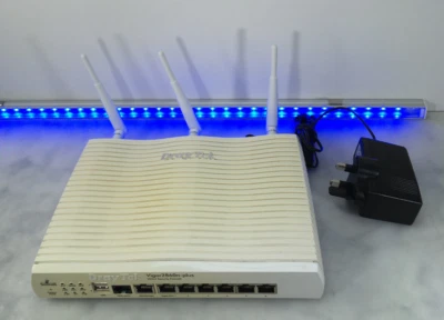 DrayTek Vigor2860n-Plus Annex A vDSL2 Security Wireless FW with UK PSU #235 - Image 1 of 2