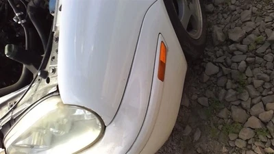 Marcador de luz de esquina/estacionamiento del conductor sedán lado de la ciudad para 99-11 JETTA 30051308 Foto 1 de 4