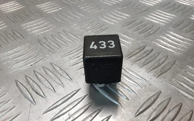 VW PASSAT B6 3C2 Relais 3D0951253A 2.00 Diesel 120kw 2007 28384137 - Photo 1/3