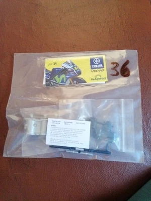 1/4 DEAGOSTINI Costruire Il Yamaha YZR-M1 Valentino Rossi Moto Parte Numero 36 - Immagine 1 di 2