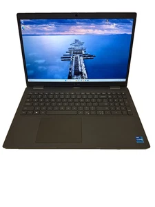 Dell Latitude 15 3520 — i7-1165G7 • 16GB RAM • 512GB SSD • FHD • Backlit, Win 11 - Bild 1 von 18