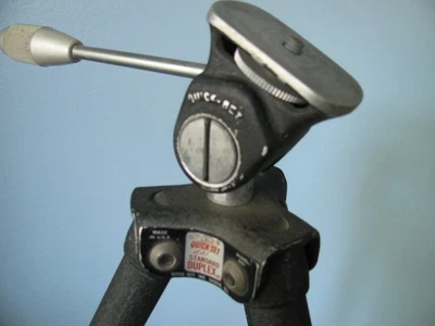Mid Century Vintage QUICK SET Camera Tripod Adjustable Tilt Head - Image 1 of 4