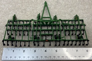 1/64 Ertl Farm Toy John Deere 2200 Field Cultivator Folding Loose - Picture 1 of 6