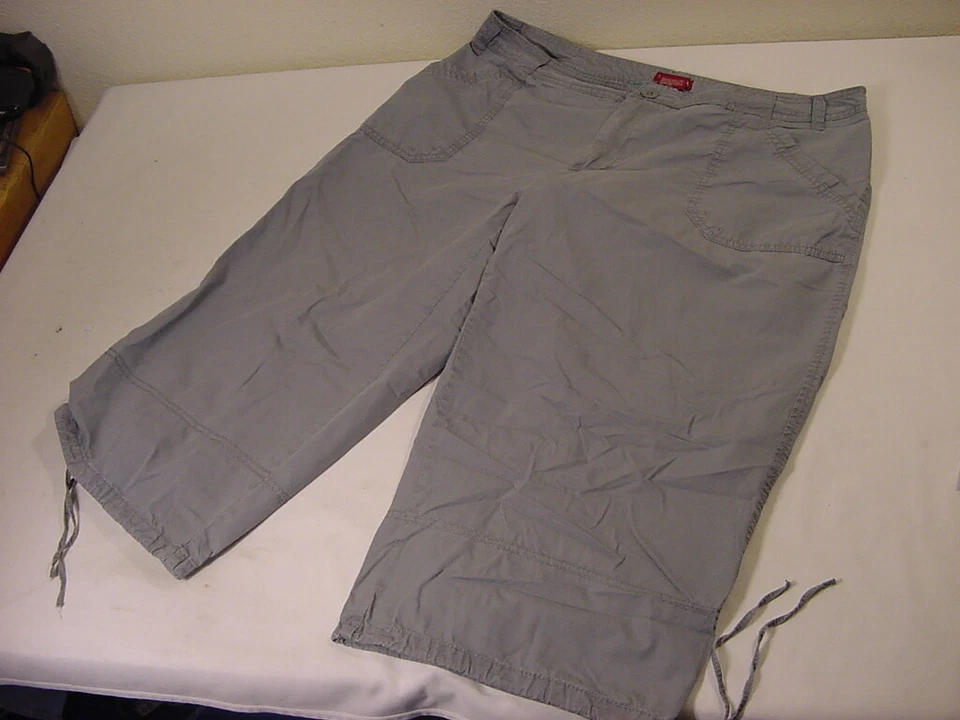 CUTE MERONA SHORTS 100% COTTON - WOMEN'S SIZE 14 Foto 1 de 3