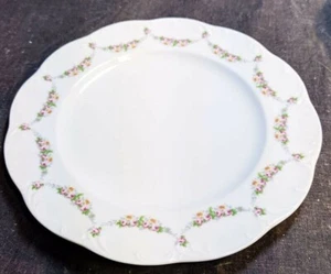 Rosenthal - Classic Rose Pattern Salad Plate - 7 3/4" - Germany - Picture 1 of 4
