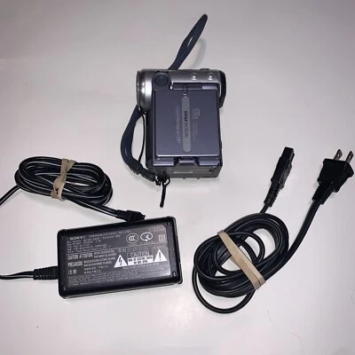 Sony DCR-lP5 NTSC MicroMV Handycam Camcorder VCR Player Video Transfer Micro MV - Image 1 of 4