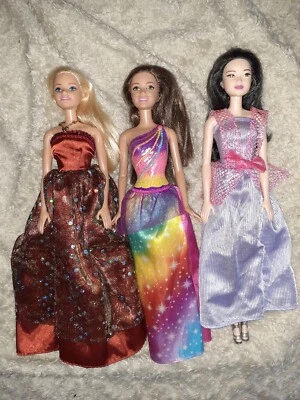 Комплект из 3 кукол Barbie - коричневая блондинка с черными волосами - Изображение 1 из 4