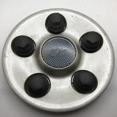 2000-2002 OLDSMOBILE INTRIGUE SILVER CENTER CAP OEM 9593499 OLD20 - Image 1 of 3