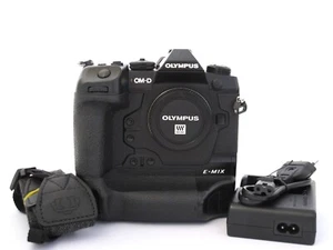Olympus OM-D E-M1X Digitalkamera 5.850 Auslösungen Gewährleistung 1 Jahr - Bild 1 von 11