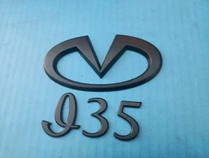 INFINITI I35 REAR LID BLACK LETTERING 2002-2004 EMBLEM LOGO BADGE SET OEM USED - Picture 1 of 4