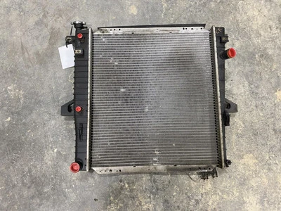 Radiator Fits 00-08 MAZDA B-3000 94709 Foto 1 de 4