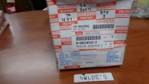 Isuzu 8-98028562-2 side, air vent SK3005 DS487 B3 - Foto 1 di 10