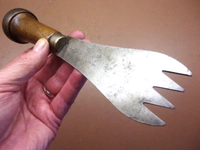 Antique B & D Co. Ice Shave/Chipper Tool 4-Tine 8 1/2" Long w/Steel Strike Cap - Image 1 of 4