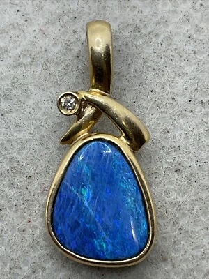 Solid 14K (585) Yellow Gold Inlay Created Doublet Opal & Diamond Charm Pendant - Изображение 1 из 4