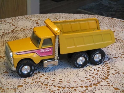 1970s Nylint Road Builders Husky Ford Dump Truck 840 - Image 1 of 4