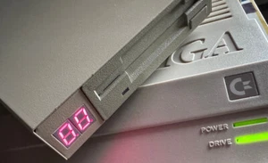 GOLEM drive avec écran, boîte/emballage d'origine pour AMIGA 500 - A4000, CDTV, rare - Photo 1/12