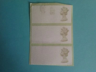 POST & GO 1st CLASS STRIP OF 3 MACHINE BLANK LABELS - Image 1 of 2