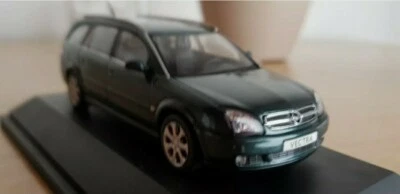 OPEL VECTRA SW 2004 1:43 COLLEZIONE Opel Car Collection Minichamps perfetta - Immagine 1 di 2