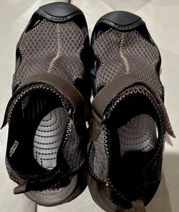 Crocs Sandals Mens 9 Black Gray Swiftwater Mesh Wave Slides Water Shoes*See DES* - Picture 1 of 5
