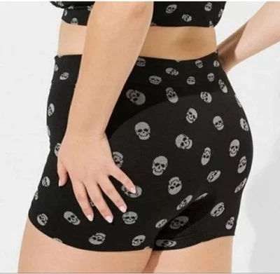 Torrid 3 3X Black Skulls Boyshorts Panties Seamless Shortie Underwear Gothic NWT - Image 1 of 4