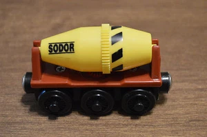 2002 Thomas Train Wooden Cement Mixer - Picture 1 of 5