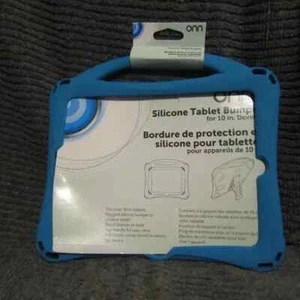 ONN Silicone Tablet bumper for 10 in. Devices Blue - Picture 1 of 3