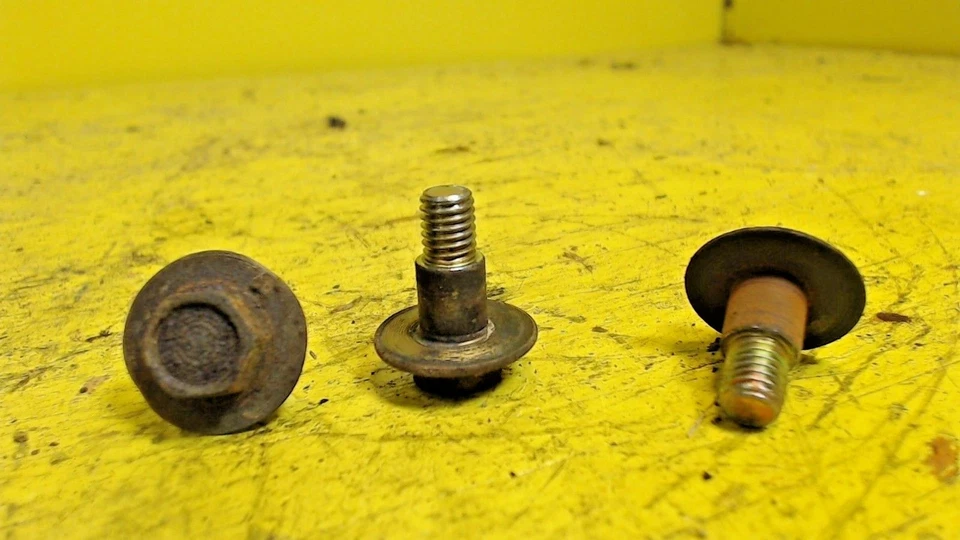 (3) 93-94 Ford Explorer Ranger Mazda Navajo ABS Brake Pump Mounting Bolts OEM - Image 1 of 1