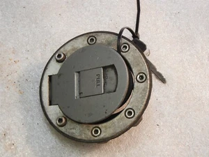 YAMAHA YZF1000CC THUNDERACE 1996-2004 OEM TAPA DE LLENADO DEL TANQUE DE GASOLINA CON LLAVE - Imagen 1 de 5