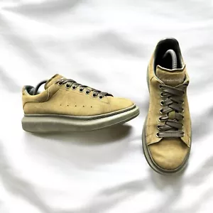 Original Authentic Alexander McQueen Oversized Suede Khaki Green UK 9 - EU 43 - Bild 1 von 9
