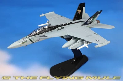 Hobby Master 1:72 EA-18G Growler USN VAQ-209 Star Warriors Vader Foto 1 de 4